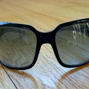 Chanel Oversized Sunglasses CC Logo Black Gradient Lenses w/case